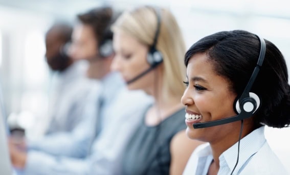 frontline-workers-with-headset@2x frontline-workers-with-headset@2x