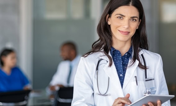 healthcare-sectro-doctor-with-tablet@2x healthcare-sectro-doctor-with-tablet@2x